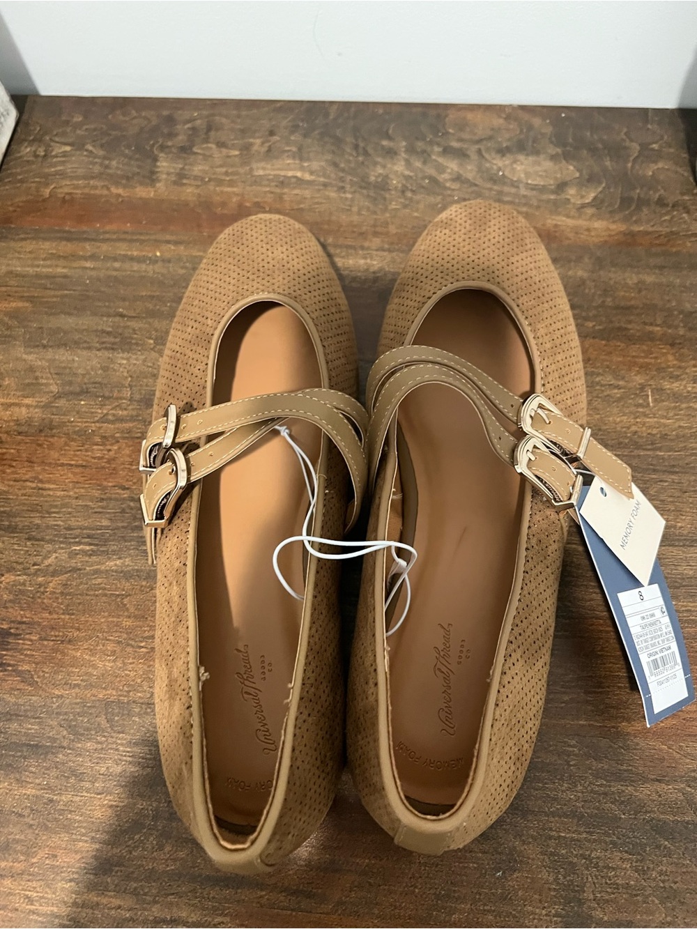 Universal Thread Henrietta Size 8 Taupe Double-Buckle Tan Women's Flats NWT - Picture 3 of 6
